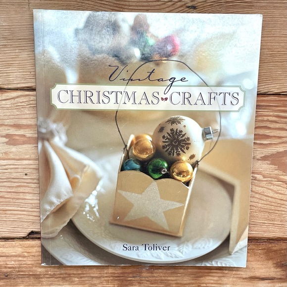 Vintage Christmas Crafts Book by Sara Toliver - Picture 2 of 4